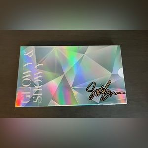 Scott Barnes Glowy and Showy Highlighter Palette
